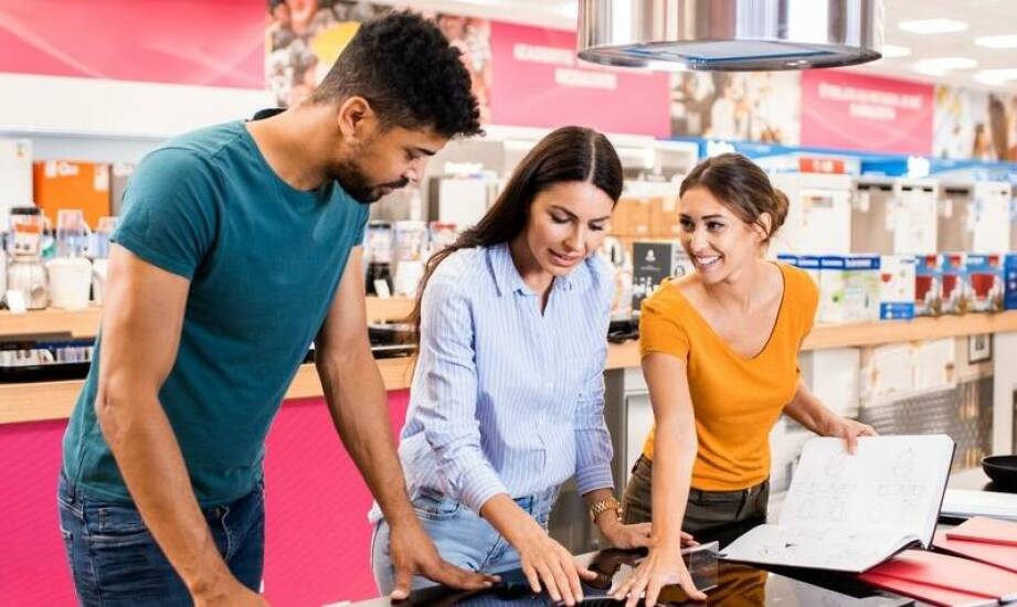 Jakie są zalety zakupów w lokalnym elektrycznym sklepie?