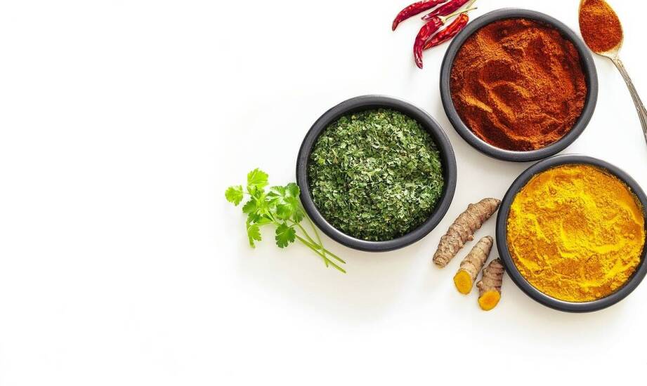 Eksploracja smaków: tajskie sosy w domowej kuchni