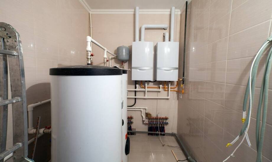 Jakie są możliwości rozbudowy systemu grzewczego z wykorzystaniem biwalentnego zbiornika 300 l?