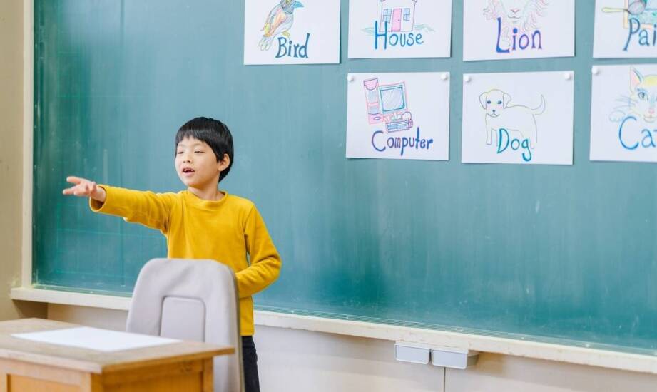 Co wyróżnia intuicyjny system nauki do prawa jazdy od tradycyjnych metod?