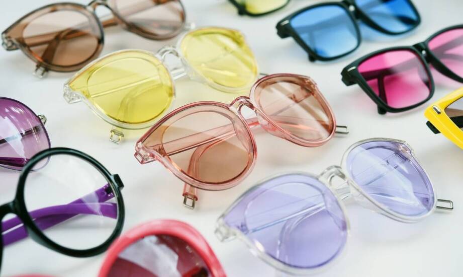 Jakie korzyści niesie zakup przeciwsłonecznych okularów?