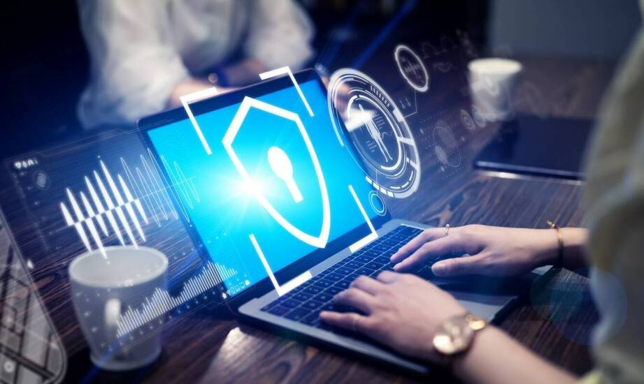 Zastosowanie urządzeń do zarządzania siecią w zwiększaniu bezpieczeństwa danych.