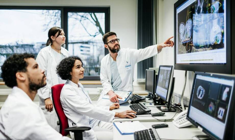 Jakie korzyści przynoszą przedkliniczne badania dla rozwoju chirurgii naczyniowej w American Heart of Poland?