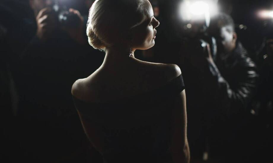 Jakie znaczenie ma fotografia w dokumentacji wywiadów z celebrytami?