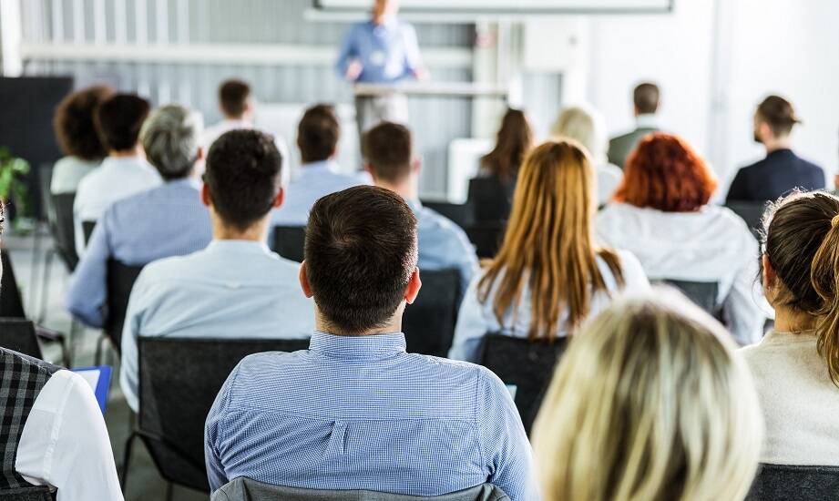 Szkolenia dla liderów: jak diagnoza potrzeb zespołu wpływa na sukces?