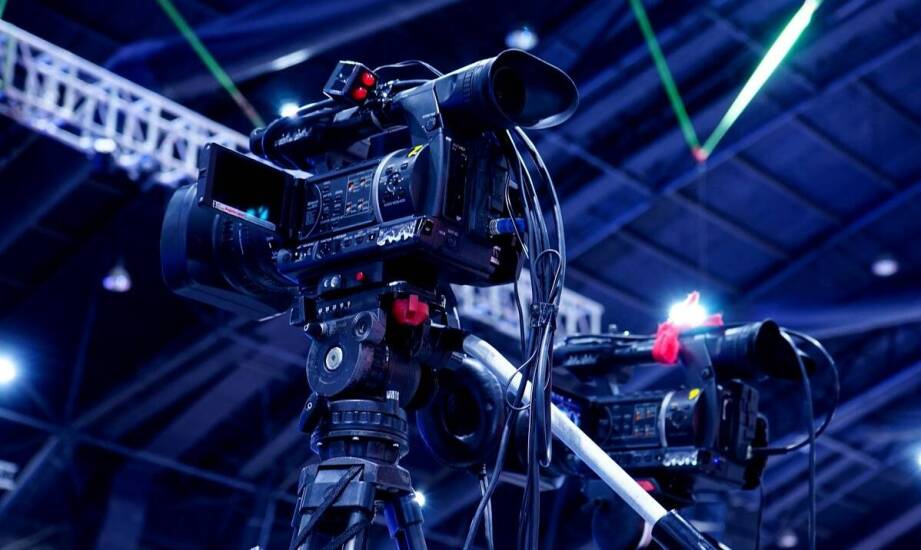 Jak nowoczesne technologie wpływają na organizację masowych wydarzeń?