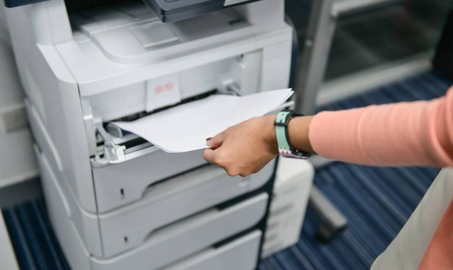 Przewodnik po funkcjach urządzenia Bizhub C3351 – co każdy użytkownik powinien wiedzieć?