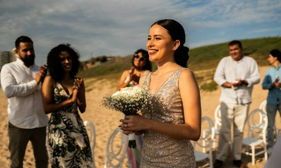 Jak profesjonalny fotograf dba o dyskrecję podczas ślubnej ceremonii?