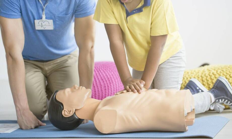 Rola szkoleń z pierwszej pomocy w programie BHP dla firm