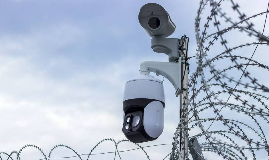 Zewnętrzna kamera szerokokątna – jak zapewnia bezpieczeństwo na terenach festiwalowych?