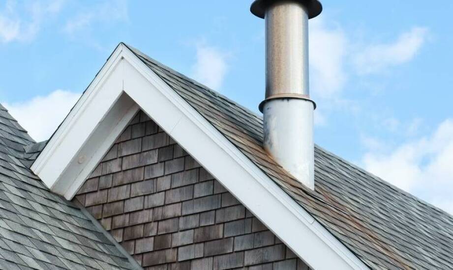 Znaczenie regularnego mycia dachów dla ochrony przed atmosferycznymi zanieczyszczeniami