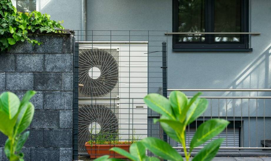 Jakie są najczęściej wybierane rodzaje pomp ciepła w domach jednorodzinnych?