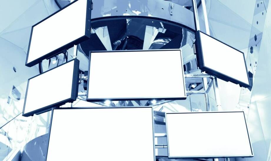 Jakie rodzaje plenerowych ekranów są dostępne na rynku i które najlepiej sprawdzą się w różnych warunkach?