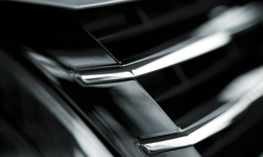 Jakie są kluczowe zalety wycieraczek econo w kontekście wydajności i trwałości?