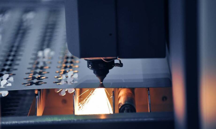 Cięcie laserowe CNC a zrównoważony rozwój – ekologiczne aspekty tej technologii