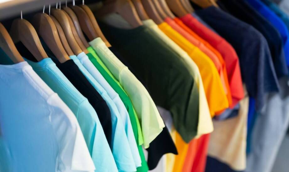 Idealne ubranka dla chłopca na co dzień w rozmiarze 74 – co wybrać?