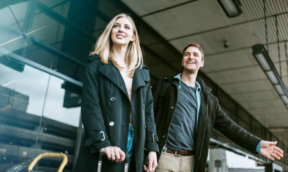 Jak zorganizować transfer z Balic do Katowic na czas?