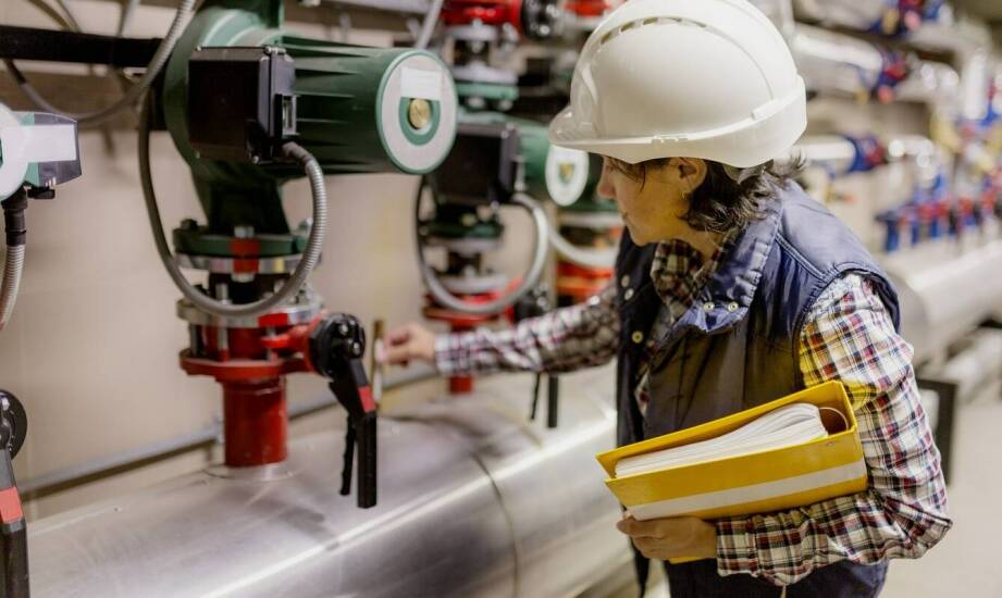 Zalety profesjonalnej technicznej obsługi w komercyjnych nieruchomościach