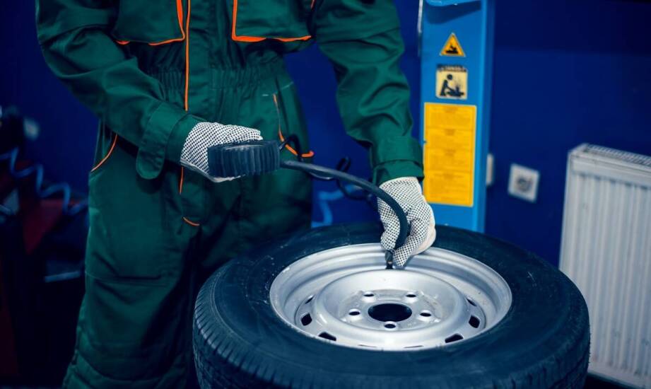 Jak mobilny serwis opon wpływa na optymalizację kosztów utrzymania floty?