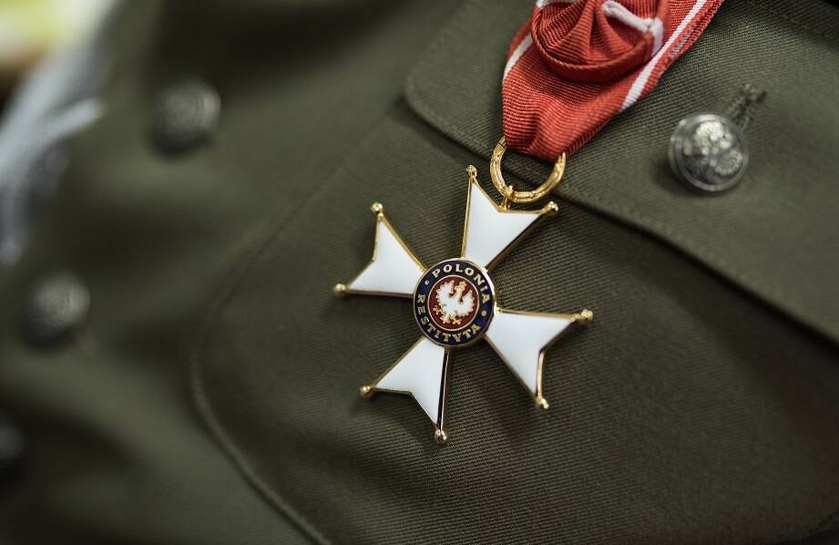 Proces przyznawania państwowych orderów i odznaczeń: co warto wiedzieć?