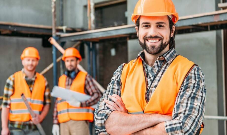 Jak SMIC wpływa na wynagrodzenia w różnych sektorach we Francji?