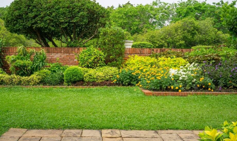 Estetyczne i ekologiczne aspekty użycia trawy sztucznej