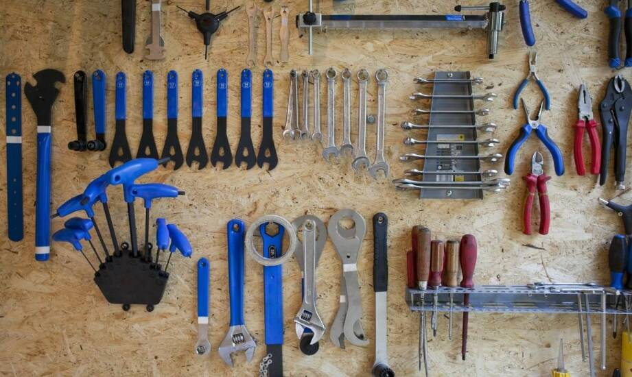 Jakie zamienne części do kosiarek Viking MB są niezbędne do utrzymania ich sprawności?