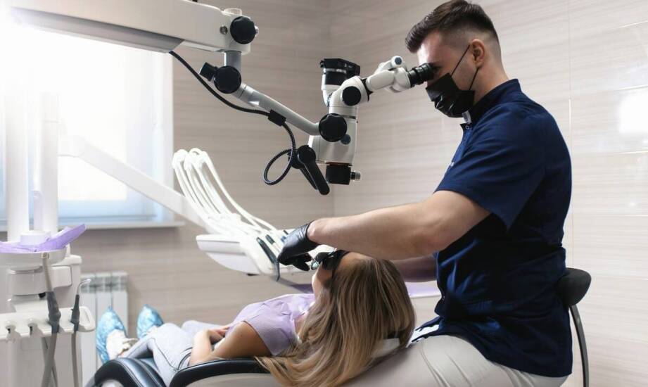 Nowoczesne metody w resekcji korzenia wierzchołka – co warto wiedzieć?