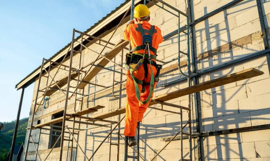 Die Rolle von beweglichen Plattformen in der Effizienz bei Höhenarbeiten