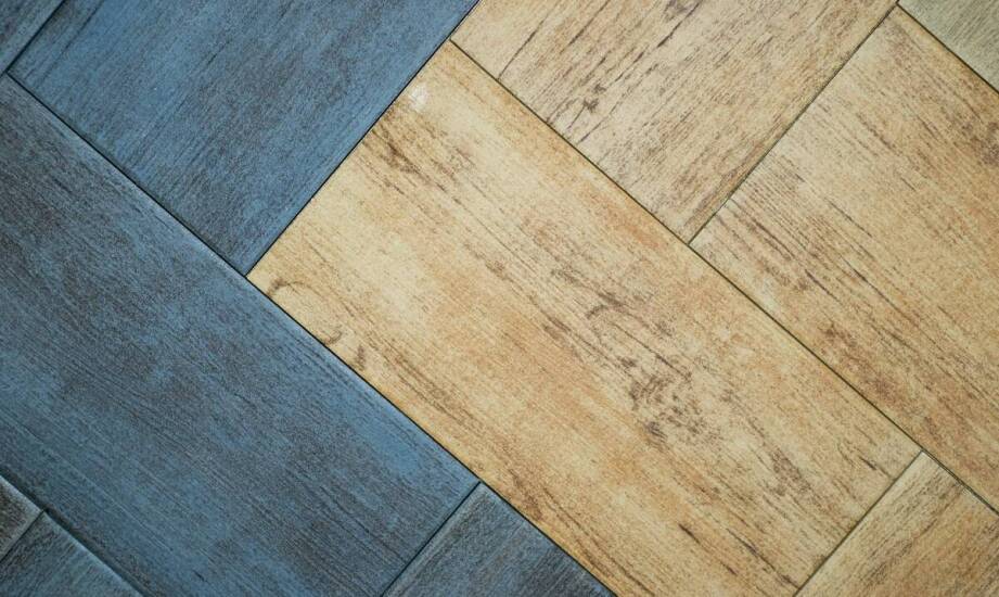 Profesjonalne układanie płytek a odporność na mechaniczne uszkodzenia