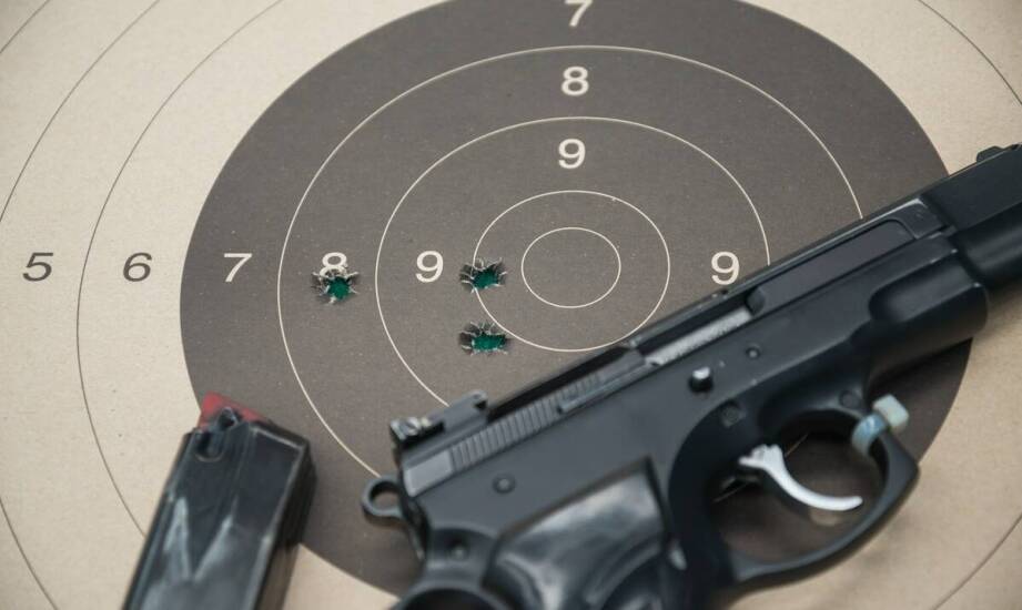 Strzelnica jako miejsce do rozwoju umiejętności zarządzania stresem