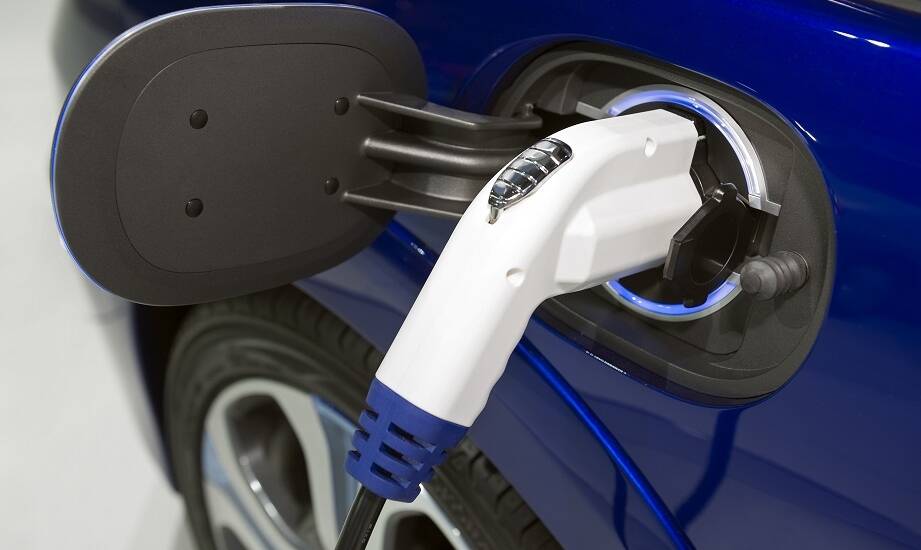 Jakie są dostępne opcje ładowania dla modeli elektrycznych Volvo?