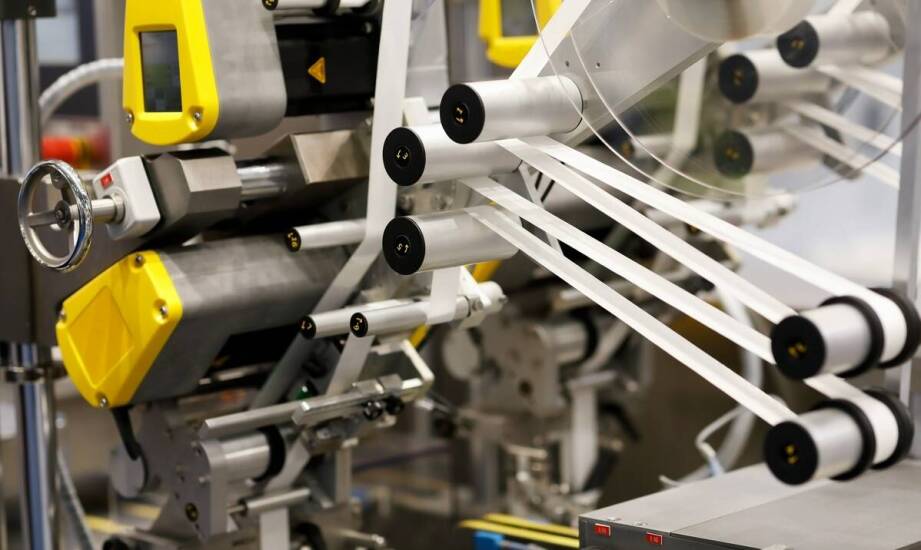 Kluczowe aspekty wyboru maszyn do pakowania dla małych i średnich przedsiębiorstw