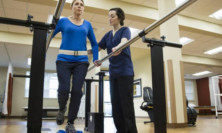 Wpływ wypożyczenia szyny CPM na przyspieszenie powrotu do pełnej sprawności.