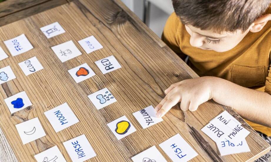 Jakie są najefektywniejsze sposoby wykorzystania fiszek w nauce języka portugalskiego?