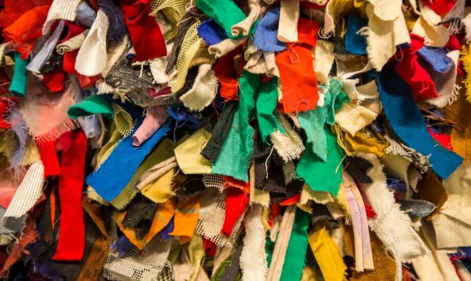 Kreszowanie jako klucz do unikalnych struktur materiałów w modzie