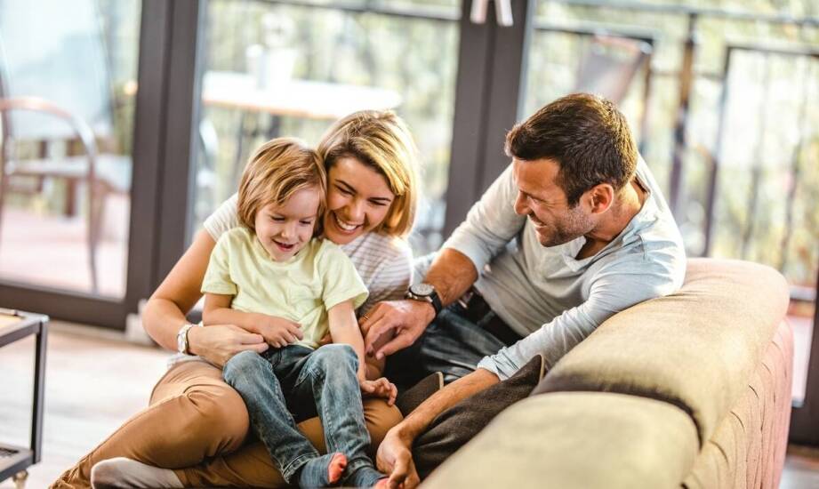 Wpływ interaktywnego żółwia na budowanie więzi rodzinnych podczas wspólnej zabawy