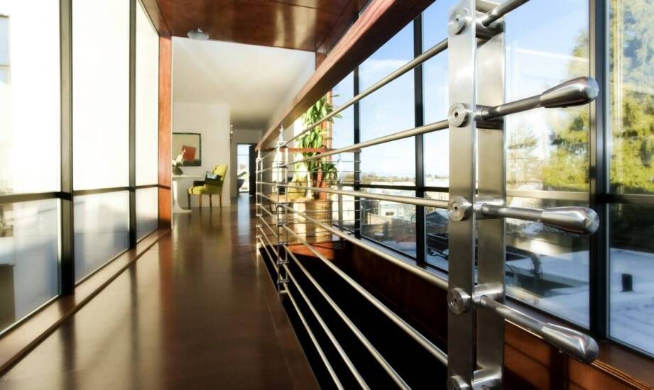 Jakie materiały są najczęściej stosowane do produkcji panelowych balustrad?