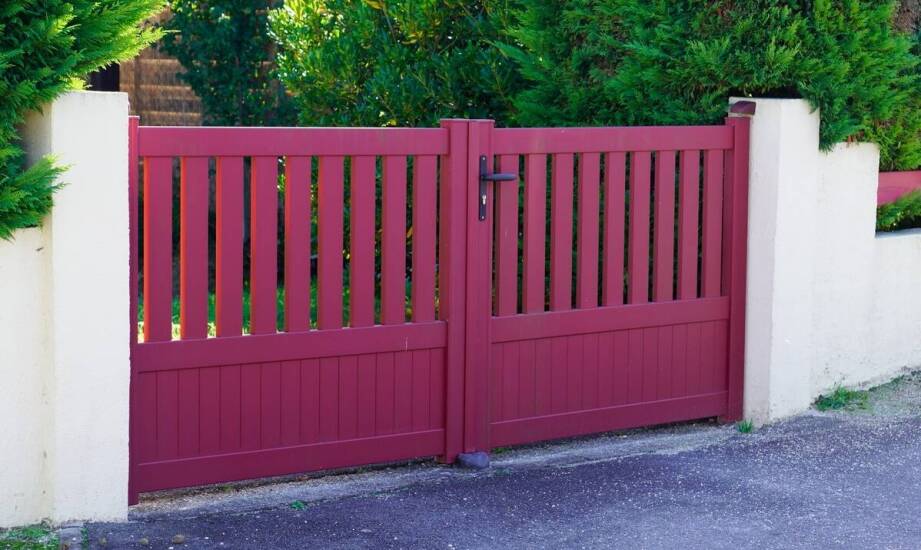 Jak ogrodzenia mogą zwiększać bezpieczeństwo dla domów i firm?
