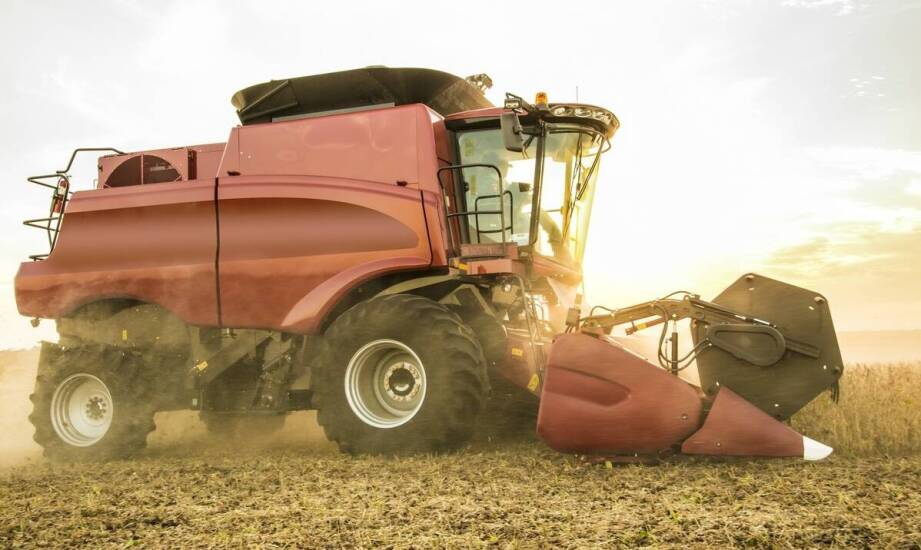 Jak dostosować silnik C 330 do specyficznych potrzeb w rolnictwie?