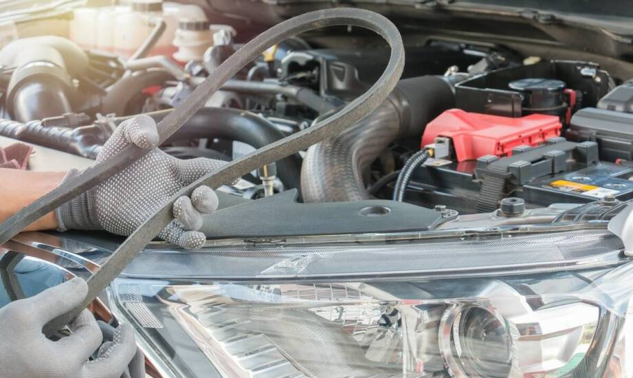 Awaryjne naprawy na miejscu – jak działa usługa holowania?