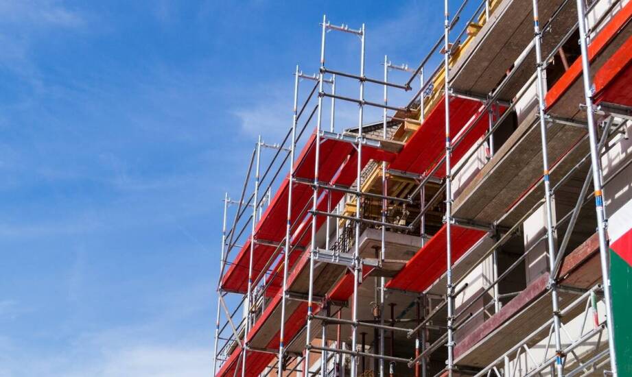 Zastosowanie styropianu od producenta w nowoczesnych budowlanych konstrukcjach