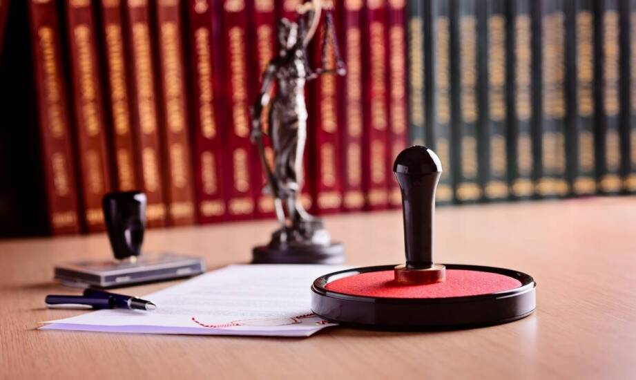 Procedura zajęcia nieruchomości przez komornika w kontekście prawnym