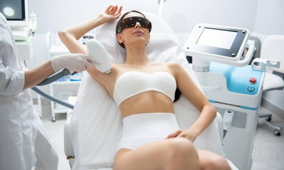 Jak wybrać odpowiedniego specjalistę do laserowej depilacji?