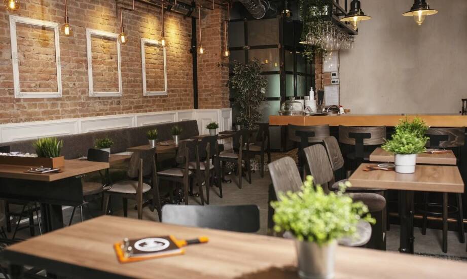 Trendy w projektowaniu wnętrz restauracyjnych z użyciem winylowych paneli