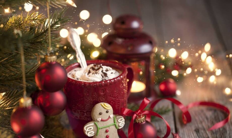 Syrop piernikowy bez cukru jako innowacyjny składnik w świątecznych napojach