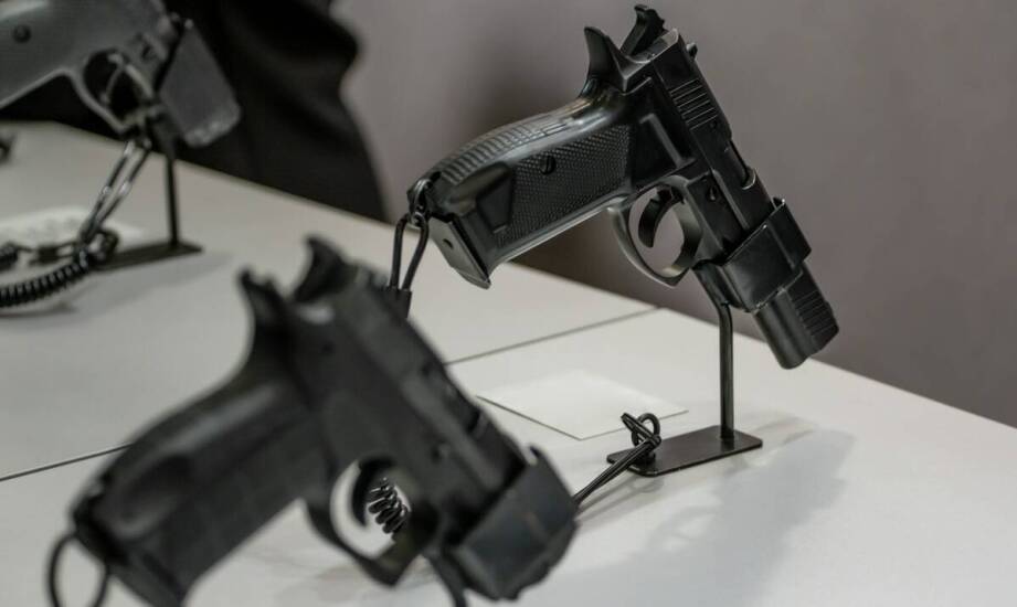 Jakie repliki broni oferujemy na naszej arenie do Laser Tag?