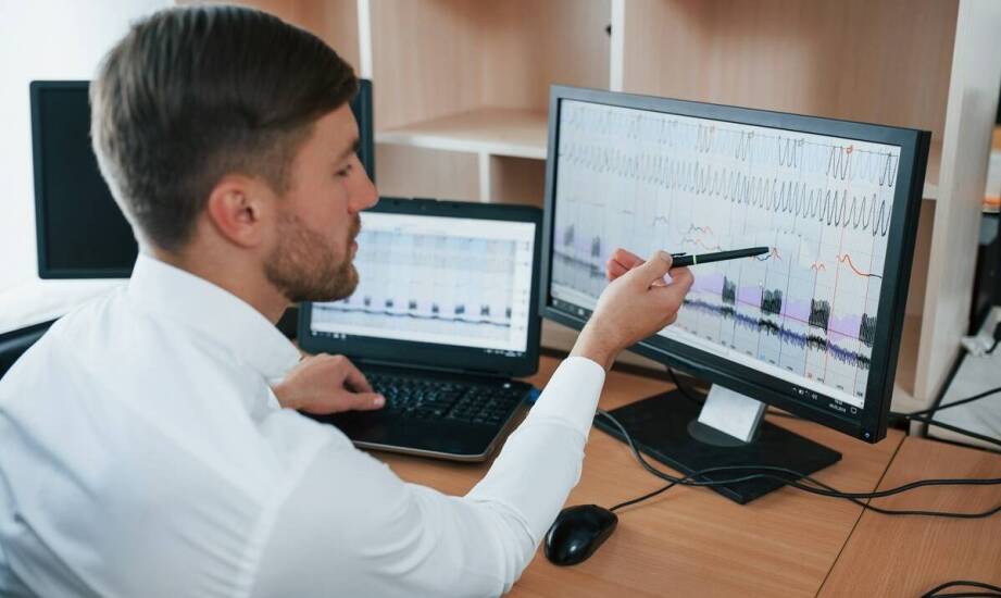 Jak techniczne dostosowanie nagrań lektorskich poprawia ich jakość?