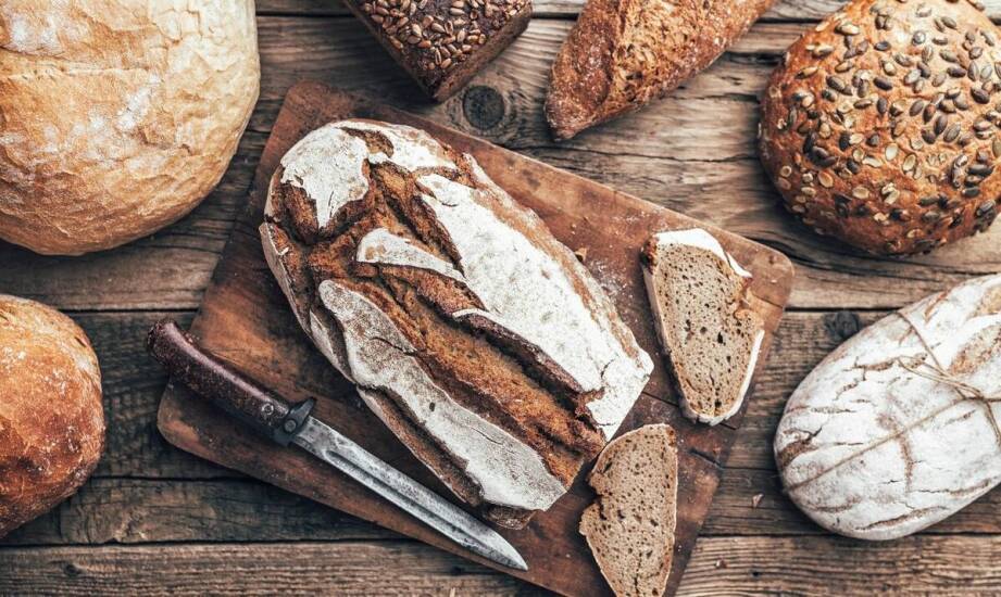 Jakie smaki dominują w okolicznościowym menu wiejskiej chaty?