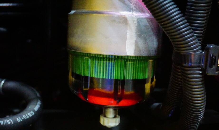 Jak wydłużyć okres między wymianami oleju dzięki mikrofiltracji?